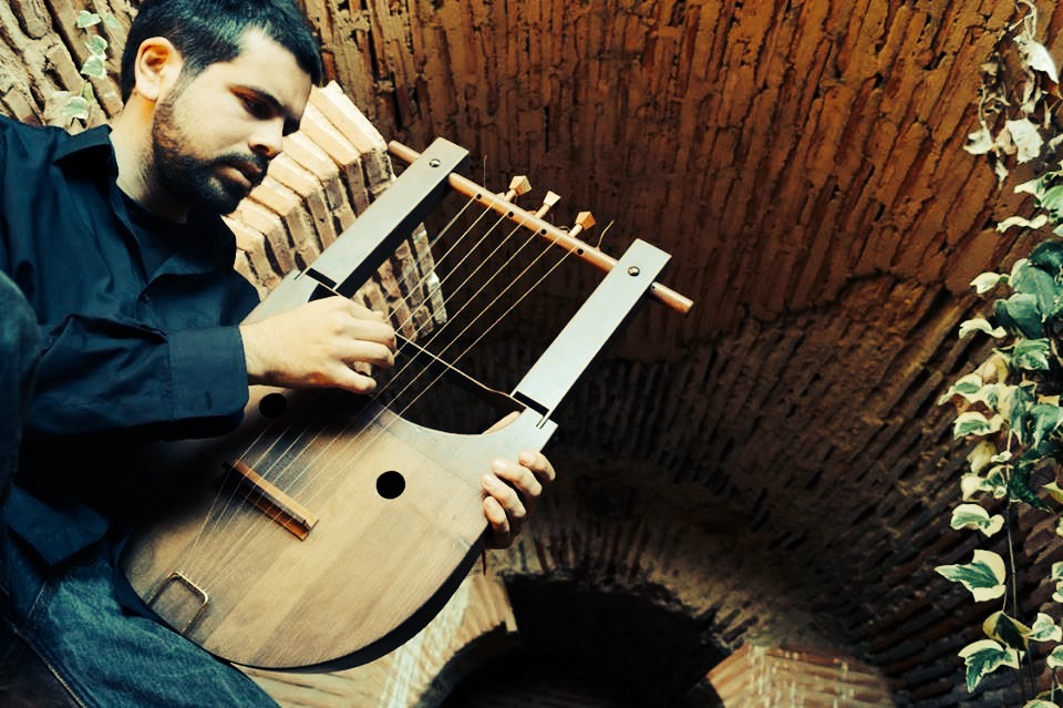 Phorminx – Lira avanzada de la Antigua Grecia con 7 o 9 cuerdas – Alta calidad de instrumentos musicales de fabricación artesanal es.luthieros.com